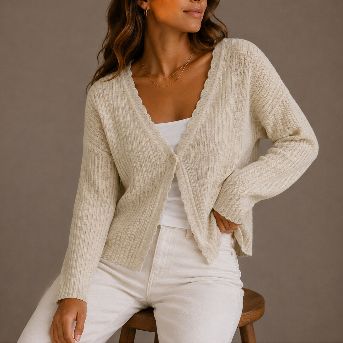 Women's Lightweight V-Neck Knit Cardigan with Button-Up Design-Edit Velvet